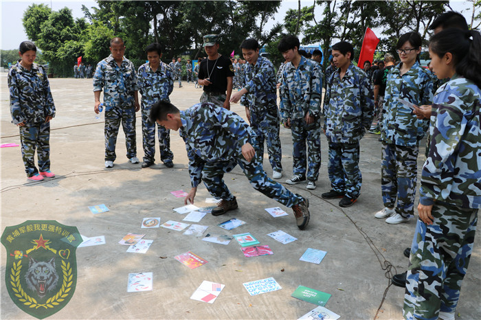 歐哲門窗公司213人到廣州企業(yè)培訓(xùn)基地進行拓展培訓(xùn)